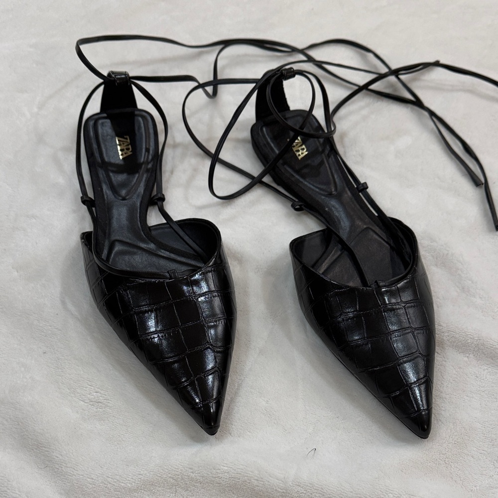 Zara Black Croc-Embossed Flats
